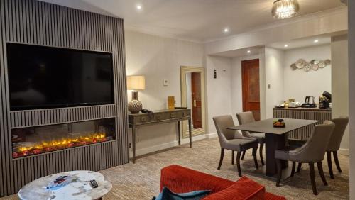 Bracknell Hotel | Coppid Beech