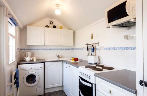 Treator Cottage | COPPINGERS COTTAGE, family friendly in Polzeath