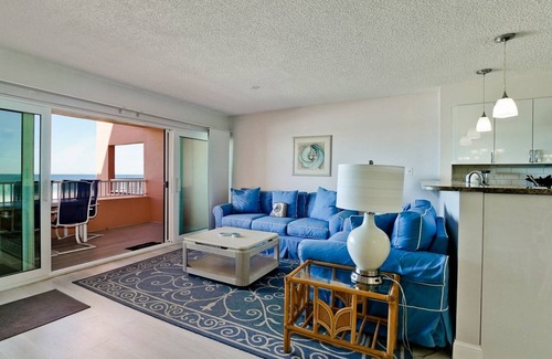 Bradenton Beach Condo | Coquina Beach Club 102