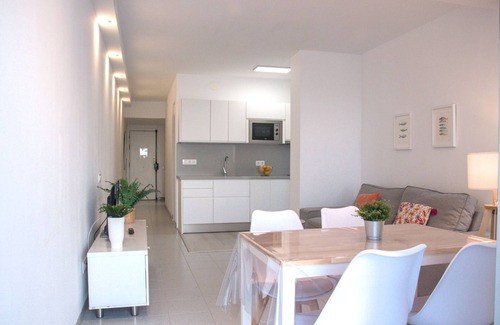 Las Palmas de Gran Canaria Ski Chalet | Corner Las Canteras Beach by Canariasgetaway