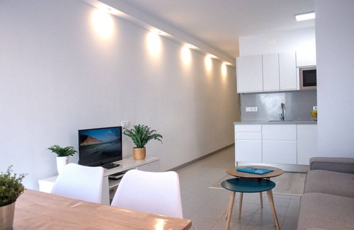 Las Palmas de Gran Canaria Ski Chalet | Corner Las Canteras Beach by Canariasgetaway
