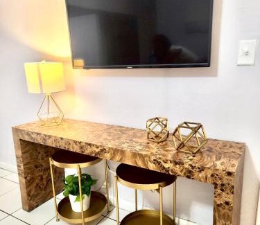 Baker Homestead Apartment | Coral Gables/Coconut Grove area FREE parking