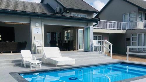 Southport House | Coral Tides -18 sleeper Beach house