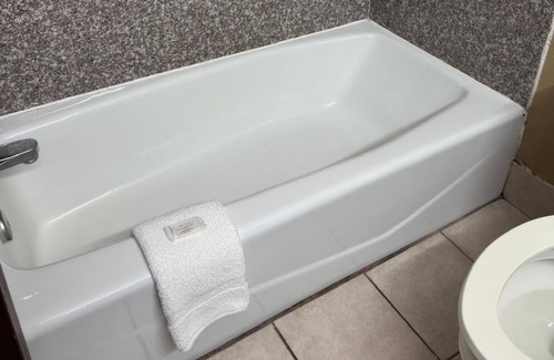 Oklahoma City Hotel | Coratel Inn & Suites by Jasper Santa Fe OKC