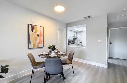 Lauderdale Harbours Apartment | Cordova Arms By Rocketstay
