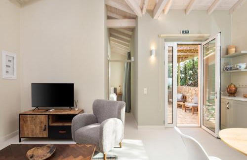 Agios Markos Apartment | Corfu OliveStone Village with Swimming pool