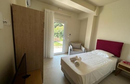 Paleokastritsa Hotel | Corfu valley view