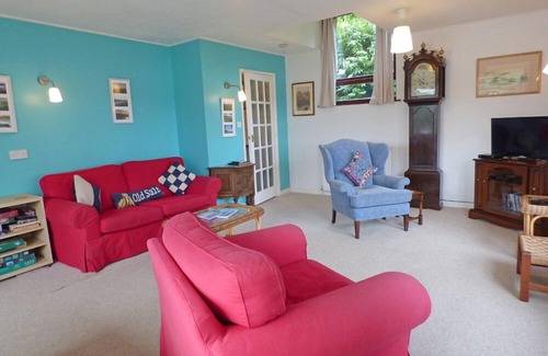 Cardigan Cottage | Cormorant Cottage, Holiday home St Dogmaels, Sleeps 2, 1 bedrooms, bathrooms