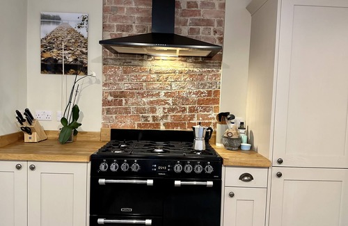 New Forest District Cottage | Cormorant Cottage - Stylish 2 bed, 2 bath Georgian cottage in Lymington