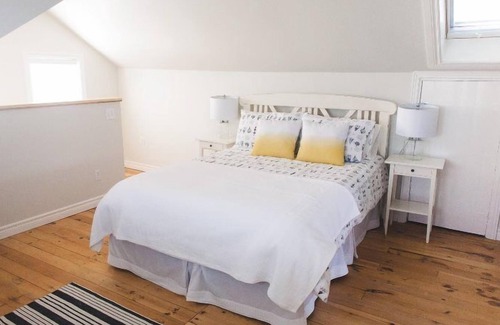 Wellington House | Corner Haven Main and Suite - Wellington PEC