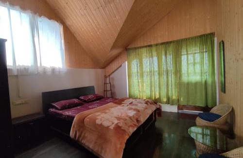 Darjeeling House | Corner Homestay by The Pine Cones