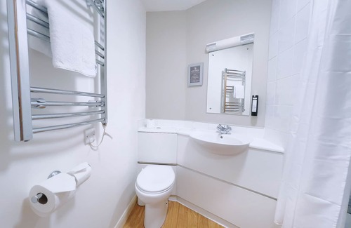 Taunton Hotel | Corner House Hotel