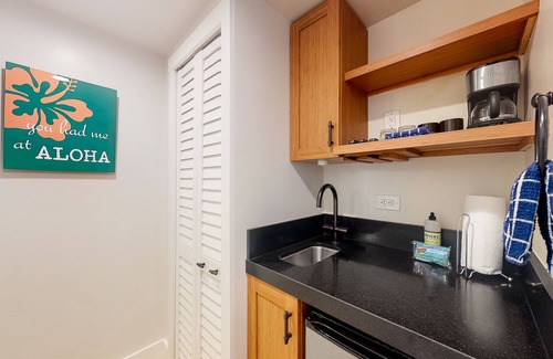 Princeville Condo | Corner studio with mountain/bay views, lanai, AC, 2 pools & 8 tennis courts