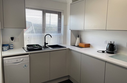 Tintagel House | Cornish Holiday Home In Tintagel with views to the sea, parking and Wi-Fi