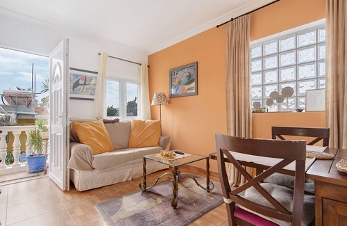 La Solana Villa | 'Cortez Apartment 2' with Sea View, Shared Pool and Wi-Fi