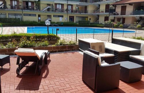 Moniga del Garda Apartment | Corte Magenta