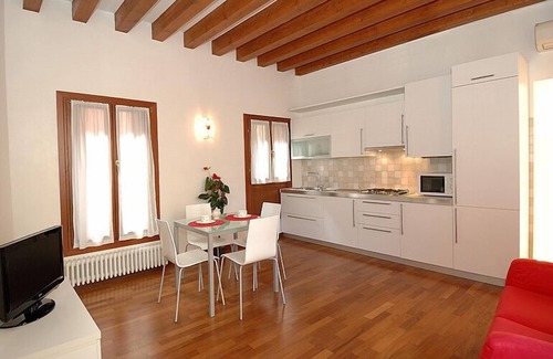 Castello House | Corte Nova