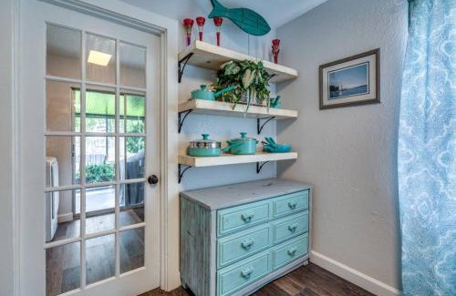 Bradenton Apartment | Cortez Gardens Cottage 15, Renovated and close to Beach, 3-Bed, 2-Bath 10 People