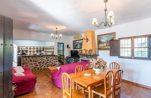 Rio Velez Villa | Cortijo Carmen de Vélez Vélez-Málaga by Ruralidays