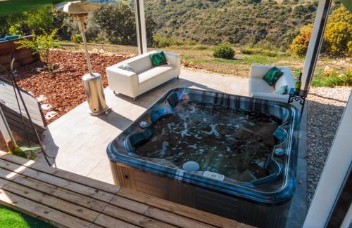 Algarinejo House | Cortijo Chaparro near iznajar