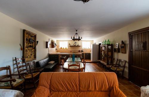Villanueva del Trabuco House | Cortijo LaGar