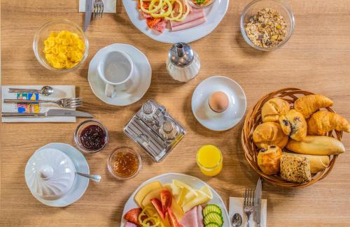 Ferencvaros Hotel | Corvin Hotel Budapest Sissi Wing