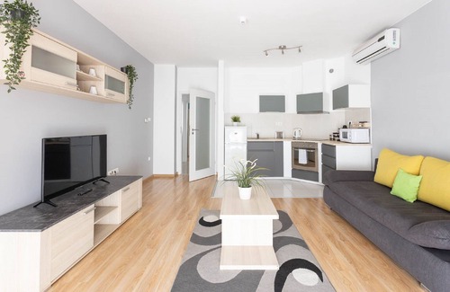 Corvin negyed Apartment | Corvin Plaza Apartments and Suites