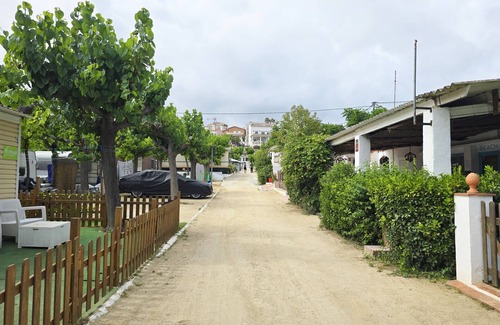 Canet de Mar Ski Chalet | Costa Dorada: Senda