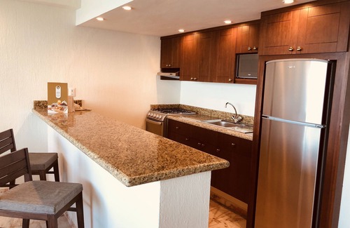 South Shore Hotel Area Apartment | Costa Sur Resort & Spa