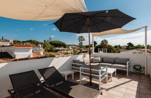 Marbella Ski Chalet | Costabella Beach House · Magnolia Marbella