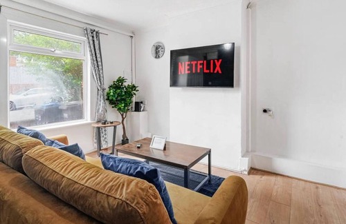 Streatham Apartment | Cosy 2 Bed 5 Guests Garden parking-wifi & Netflix