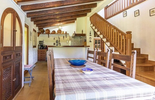 Pollensa Villa | Cosy 2 Bedroom Villa, A/C, Private Pool, Mountain Views between Pollensa & Alcudia, Beaches & Golf!