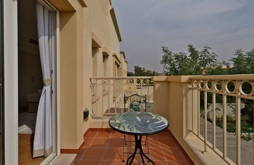 Dubai Villa | Cosy 2 Bedroom Villa + Maid’s room at The Springs