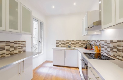 Montpellier City-Centre Apartment | Cosy 2 Bedrooms in the Heart of Montpellier Historical Center