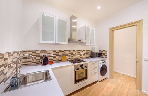 Montpellier City-Centre Apartment | Cosy 2 Bedrooms in the Heart of Montpellier Historical Center
