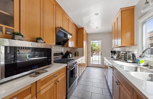 West Los Angeles House | Cosy 3BD Home by Santa Monica - Beach & Airport 10 min away