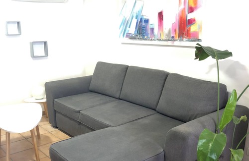 Martigues Apartment | COSY AIR-CONDITIONED T2 IN JONQUIERES