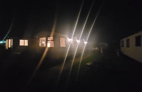 Burnham-on-Sea Other | Cosy and Central - 72 Unity Beach Holiday Resort Unity Brean 6 birth Centrally Located - 2 Pets Stay free