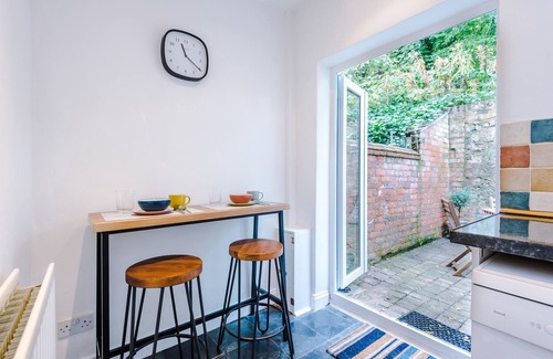 Chester Cottage | Cosy and Idyllic Fisherman's Cottage in Chester