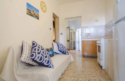 Torre Specchia Ruggeri Apartment | Cosy apartment for 4 guests with WIFI, TV, pets allowed and parking, close to Otranto