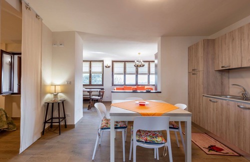 Castagnole Monferrato Apartment | Cosy apartment for 3 guests with A/C, WIFI, TV and balcony