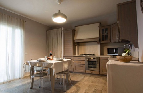 Santa Maria a Monte Apartment | Cosy apartment for 6 people with WIFI, private pool, TV, terrace, pets allowed and panoramic view