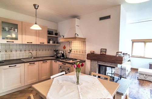 Bleggio Superiore House | Cosy apartment in villa for 5 guests with WIFI, TV, terrace and panoramic view