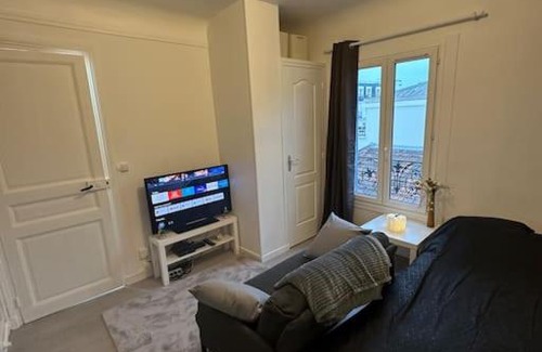 Faubourg de l'Arche Apartment | cosy apartment - 15 min from paris
