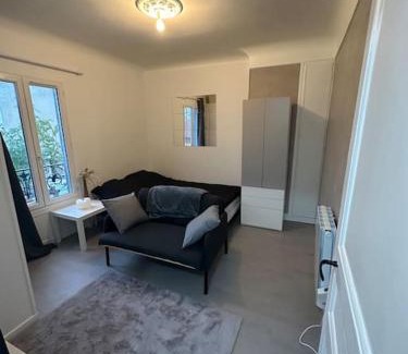 Faubourg de l'Arche Apartment | cosy apartment - 15 min from paris