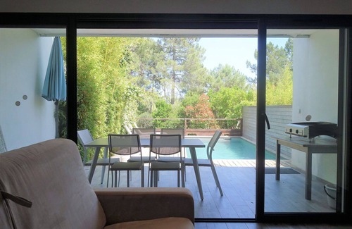 Sari-Solenzara Apartment | Cosy apartment for 4 guests with private pool, A/C, WIFI, TV, terrace and pets allowed