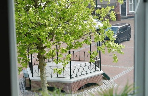 Brouwershaven Apartment | Cosy apartment for 2 guests with WIFI, A/C, TV and parking
