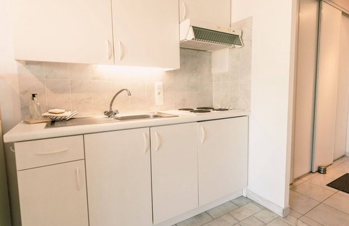 Blankenberge Apartment | Cosy apartment for 2 people with WIFI, TV and balcony