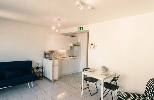 Blankenberge Apartment | Cosy apartment for 2 people with WIFI, TV and balcony