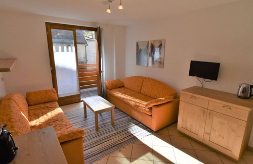 Campodolcino Apartment | Cosy apartment for 4 guests with WIFI, TV, terrace and pets allowed